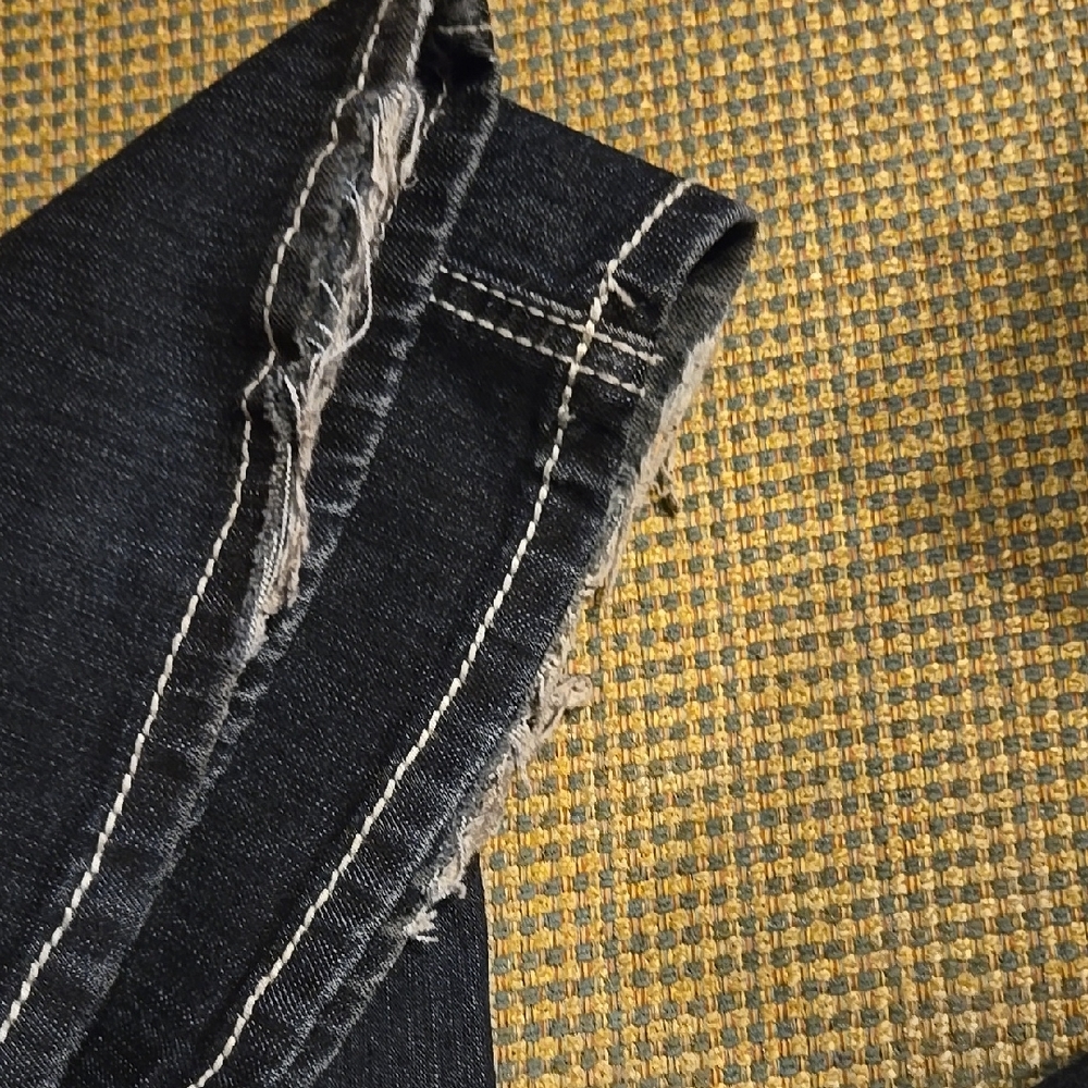 Earl Jeans Boot Cut Denim Jeans with Intricate Stitching and Back Pocket Detail. - Picture 3 of 8